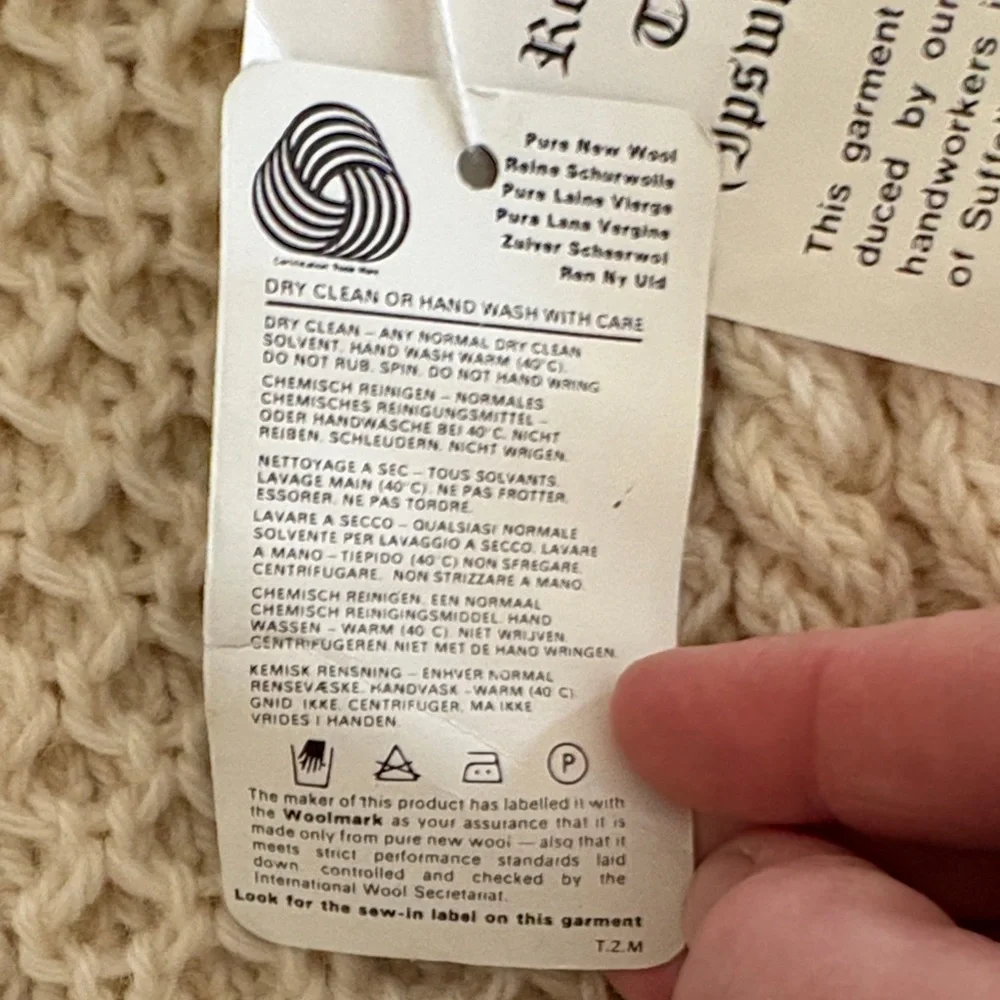 Child’s Cozy Cable Knit Wool Sweater- Vintage Handmade - Picture 4 of 12